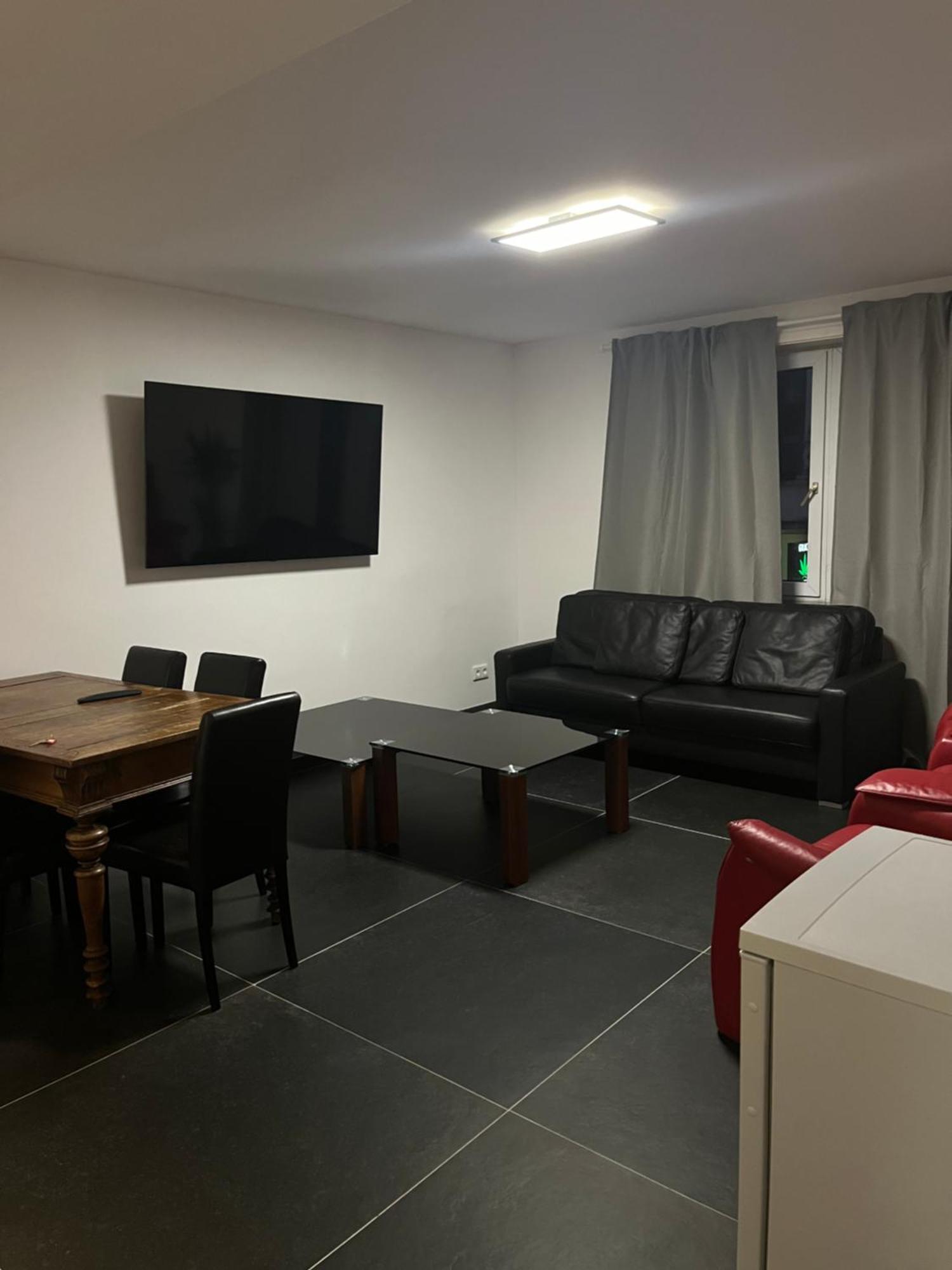 House Cologne Apartment Exterior photo